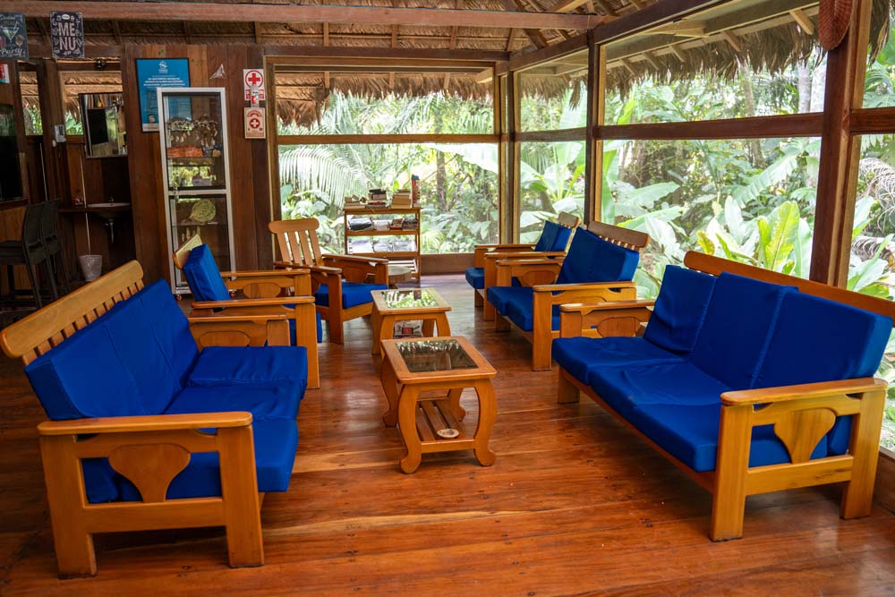 CAYMAN-BAR-
